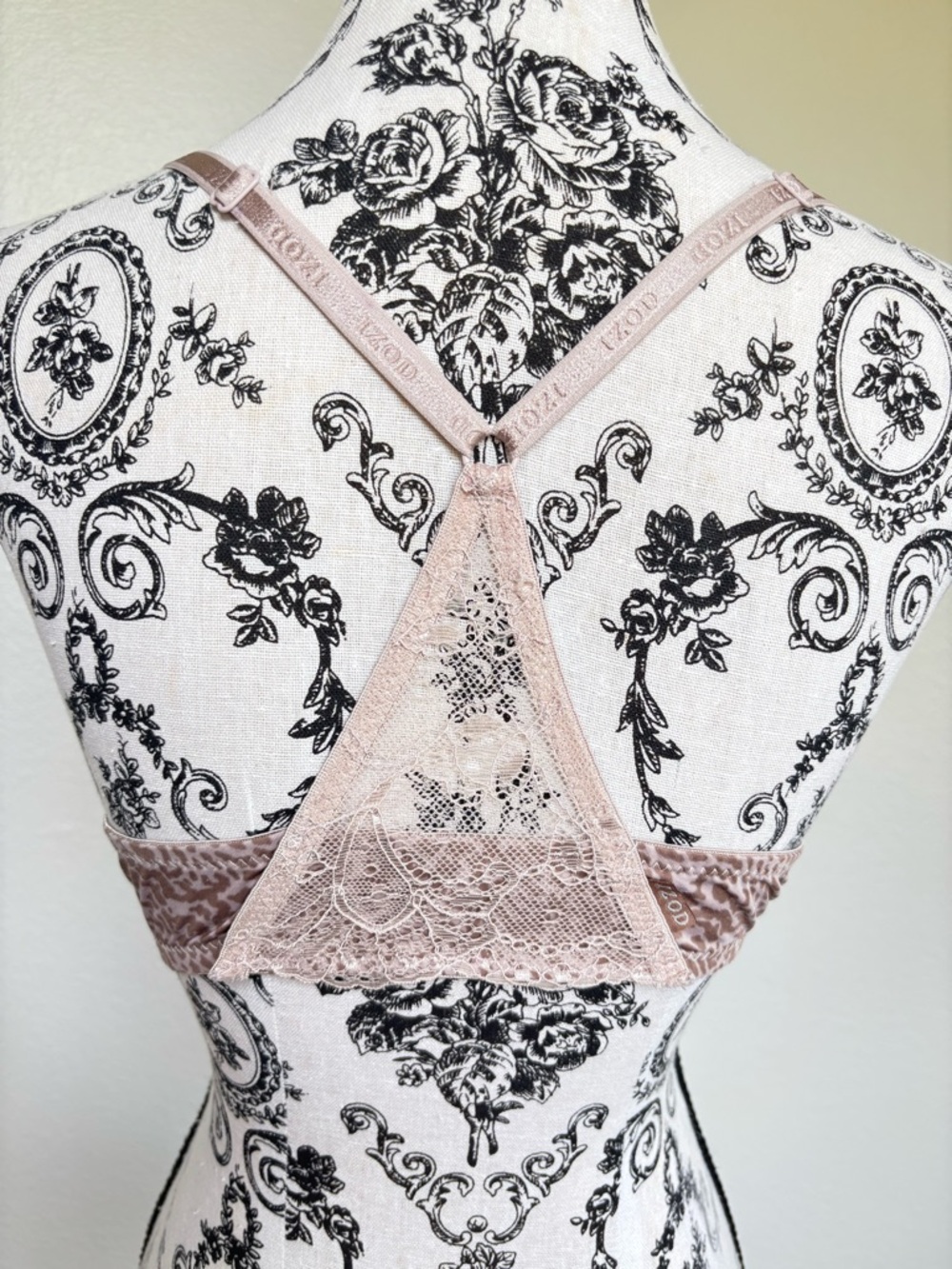 Izod Leopard Print Lace Trim Bra in Taupe 36B Underwire EUC - Picture 6 of 13